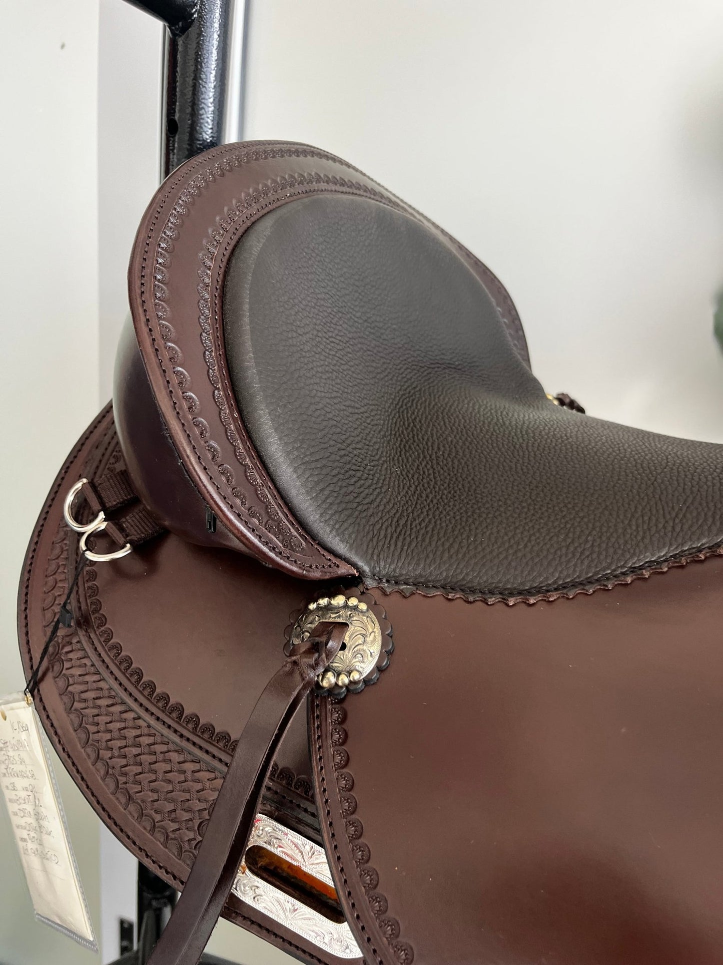 Freeform Western Virginian Treeless Saddle - Freeform Saddles