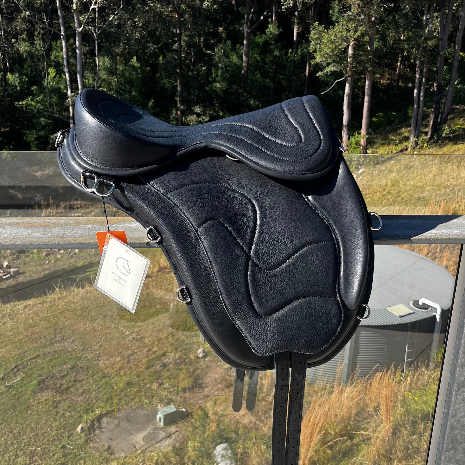 Freeform Classic Treeless Saddle 26